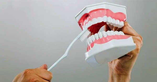 10 common oral hygiene mistakes, according to dentists 10 common oral hygiene mistakes, according to dentists