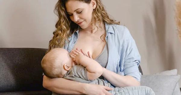 Breastfeeding: 6 Things Nursing Moms Should Know About Dental Health Breastfeeding: 6 Things Nursing Moms Should Know About Dental Health