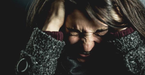 Dental paresthesia: Nerve damage as a complication of wisdom tooth extraction or dental injection. Dental paresthesia: Nerve damage as a complication of wisdom tooth extraction or dental injection.