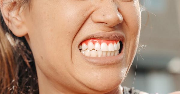 What can cause gum pain? What can cause gum pain?